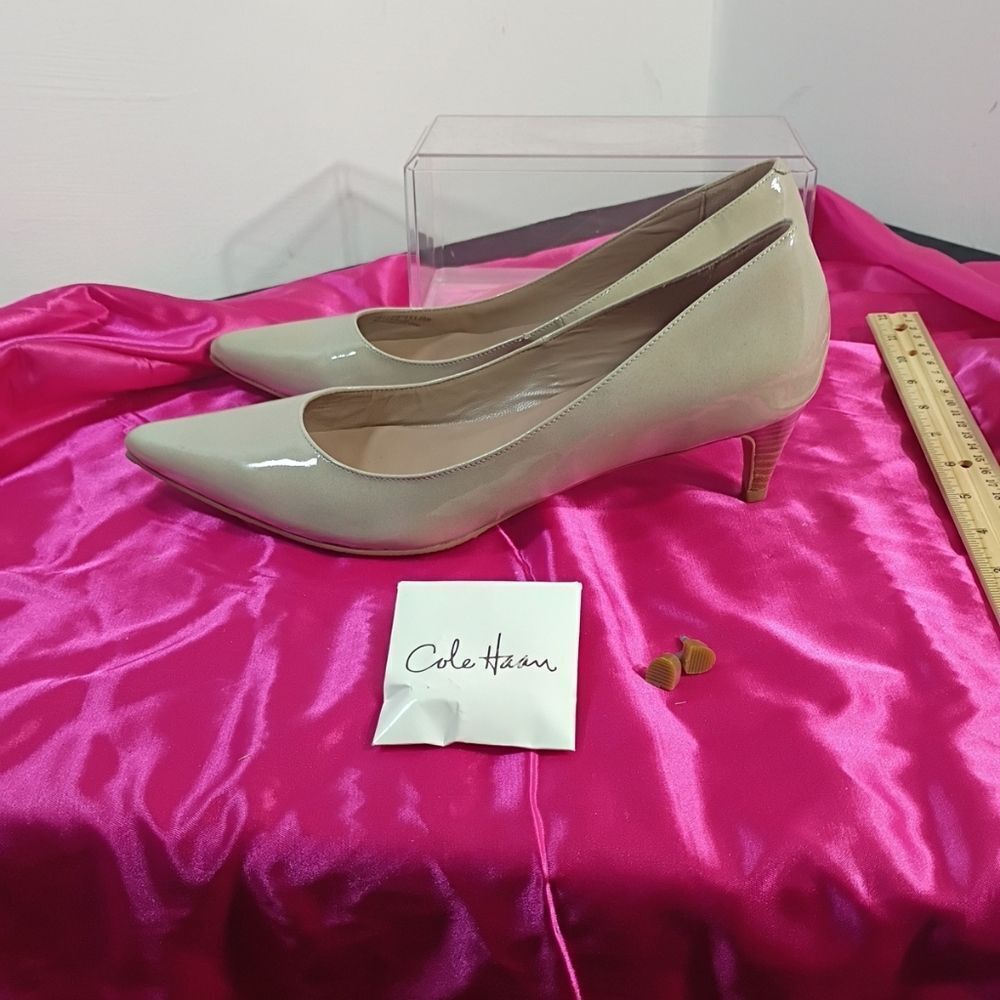 Cole Haan Air Juliana Pump Women's SZ 10B Warm Gray. - Picture 9 of 9